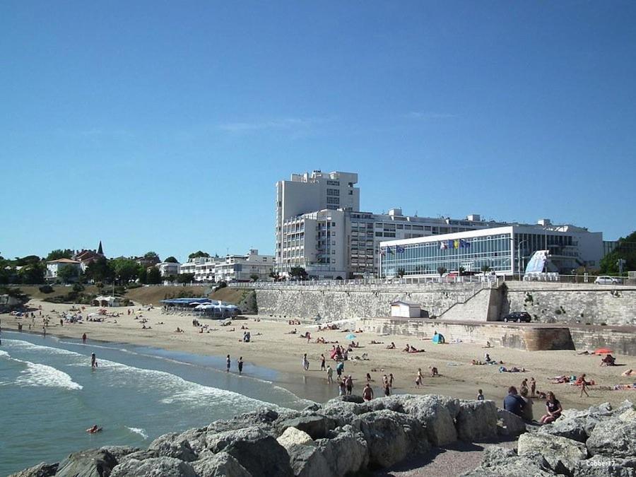 Royan - Appartement Vue Mer - Proximite Plage Et Parking Privatif Luaran gambar
