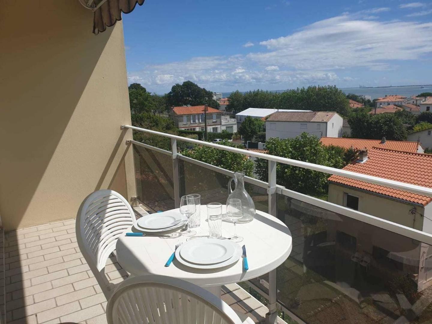 Royan - Appartement Vue Mer - Proximite Plage Et Parking Privatif Luaran gambar